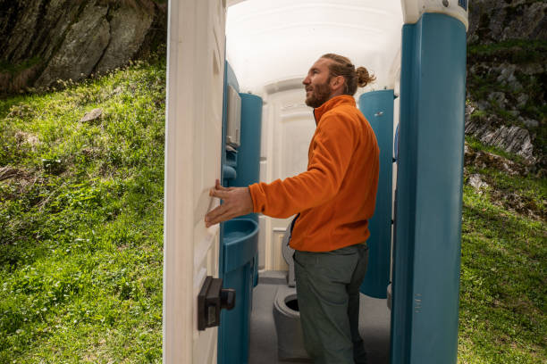 Best Best portable toilet rental  in Edgerton, KS